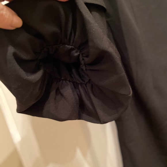 Gilli black dress. - Picture 5 of 5